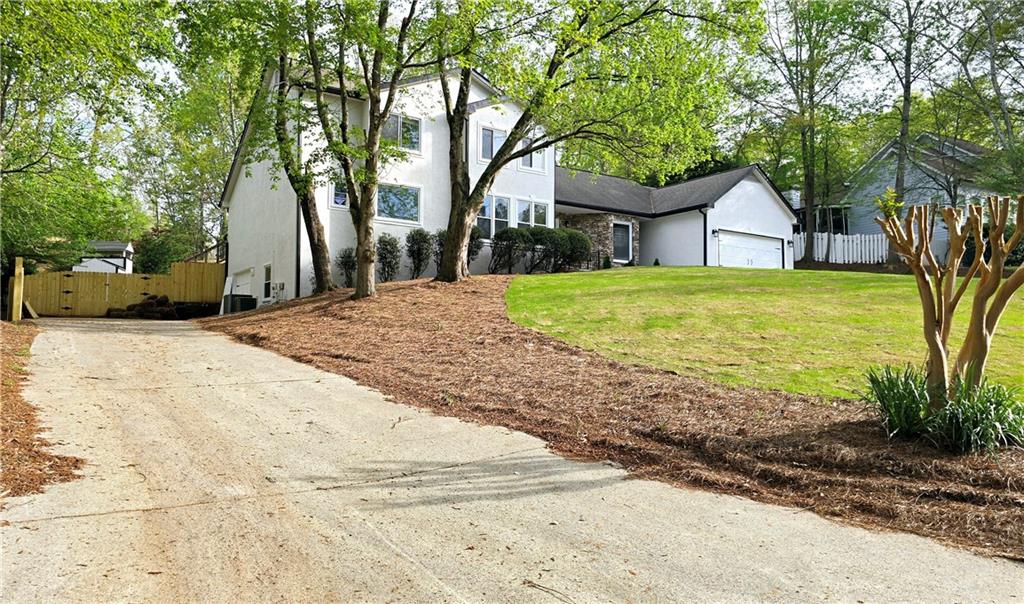 1960 CALVIN Drive