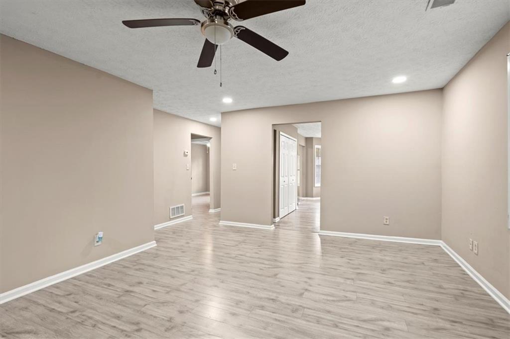 Old Farm Place - Residential Lease