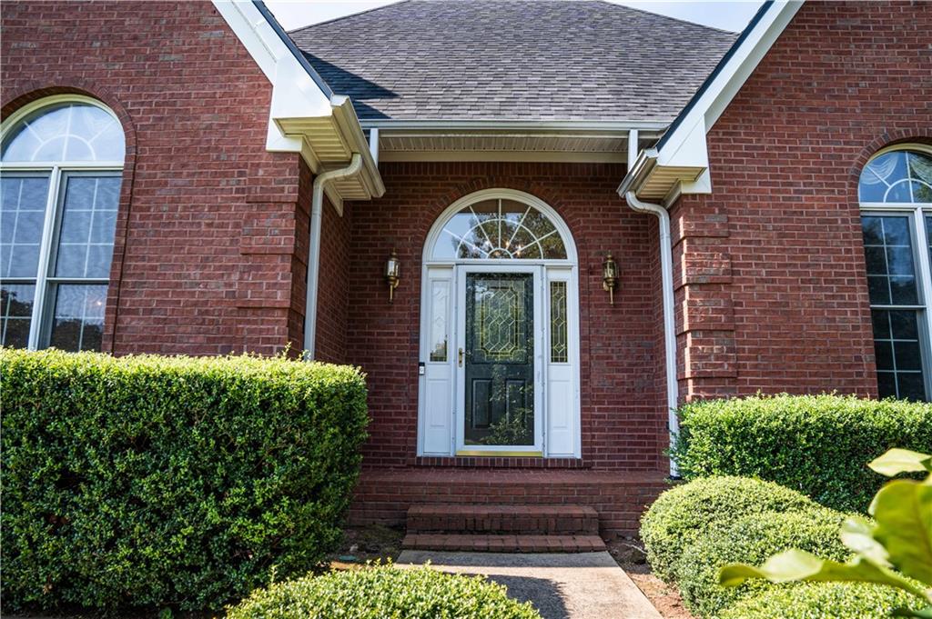 4607 Waters Edge Lane NW