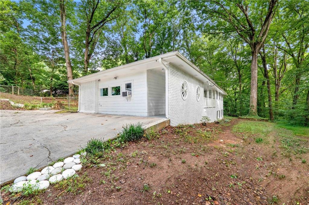 2911 Haralson Road
