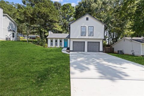 Photo of 849 Cadet Court NW, Lilburn, GA 30047 (MLS # 7626046)