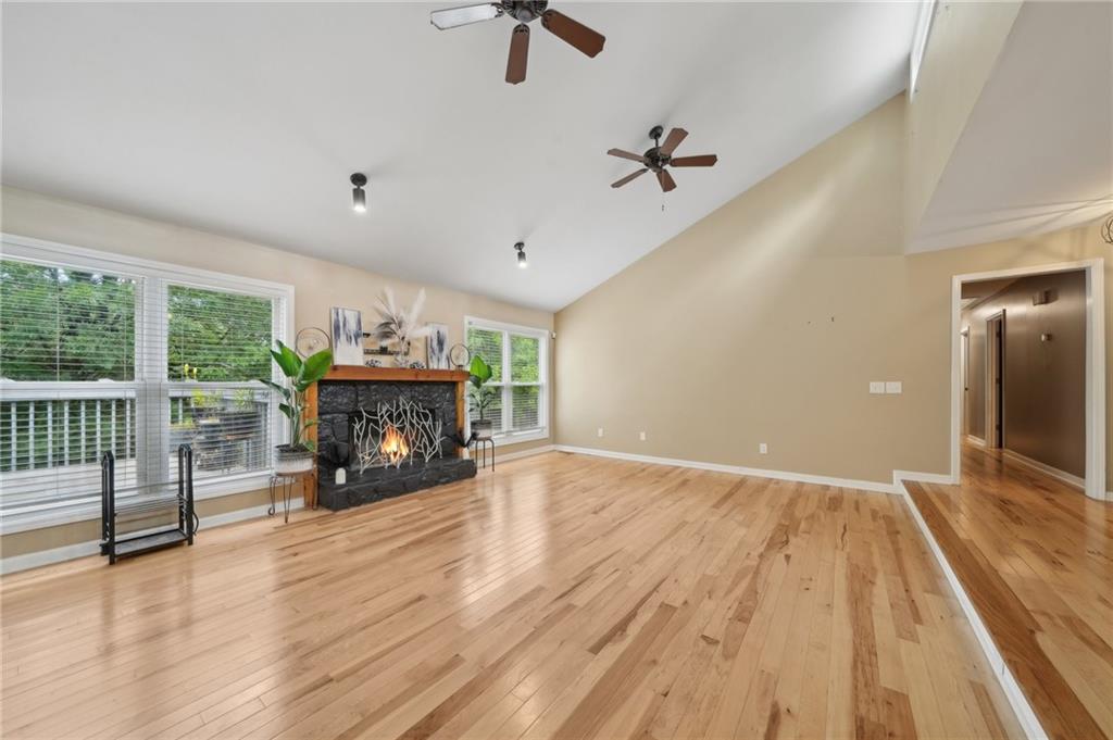 3087 Sanibel Drive, Stone Mountain, Georgia image 8