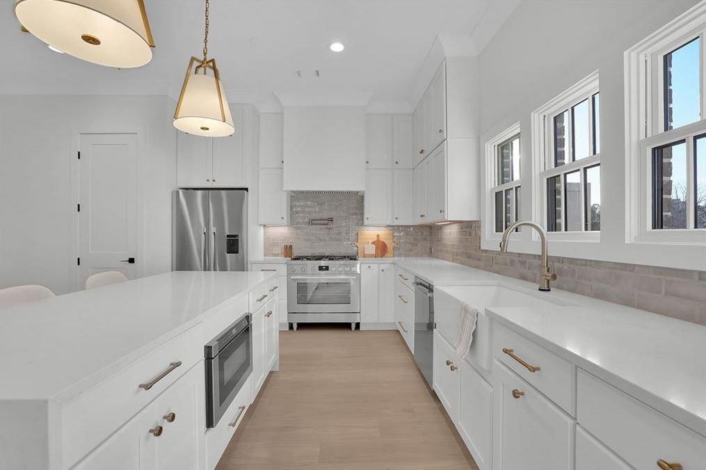332 Sugarview Road 16