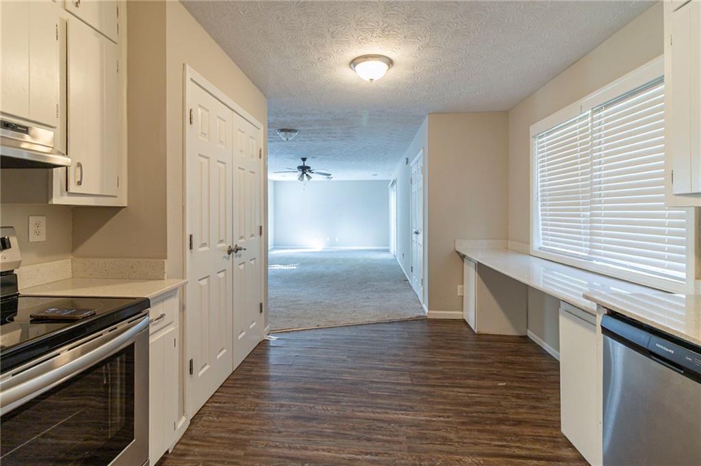 181 Bernice Drive, Lawrenceville, Georgia image 9