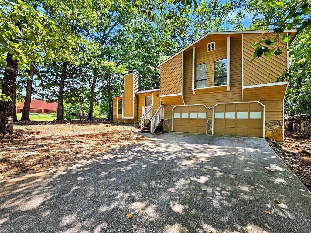 3754 Lamar Way