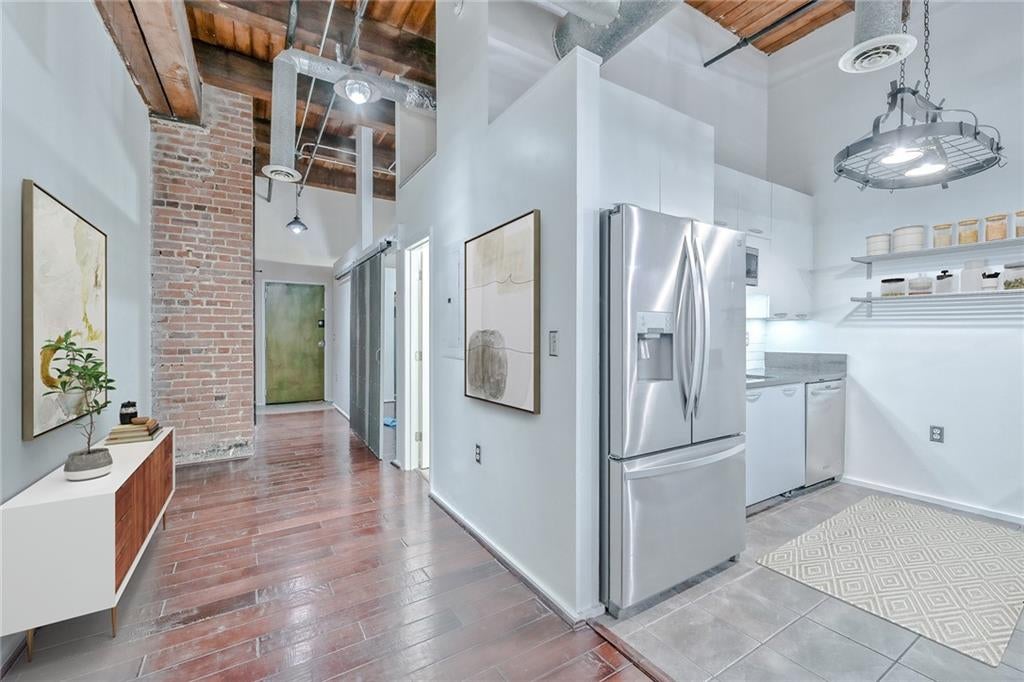 326 Nelson Street SW 311