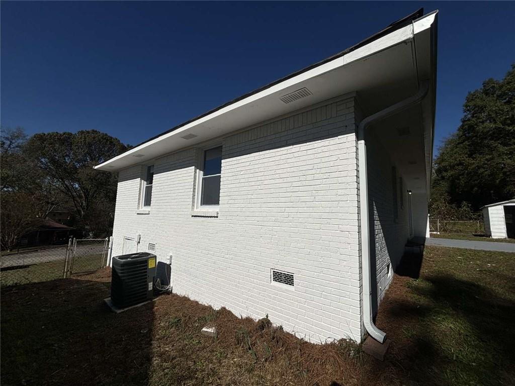 6474 Carolyn Court, Rex, Georgia image 3