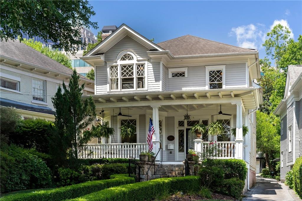 34 Peachtree Circle NE