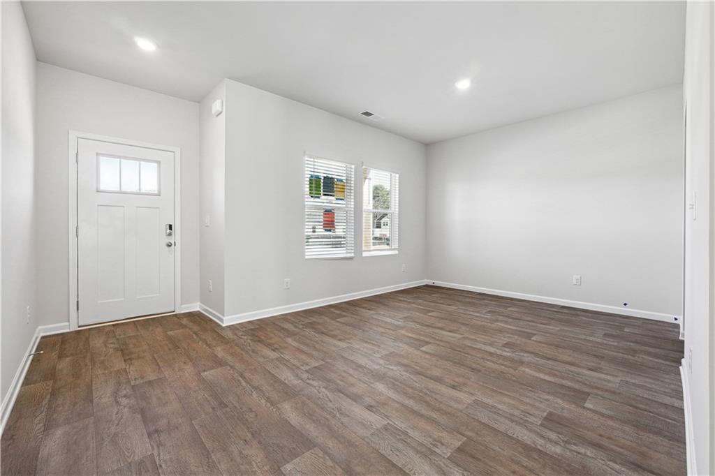 358 Orwell Drive, Social Circle, Georgia image 4