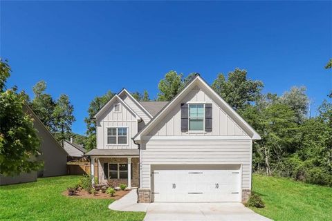 A home in Hoschton