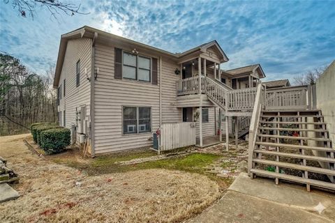 Condo For Sale - 4170 Stillwater Drive<br/> Duluth, GA 30096