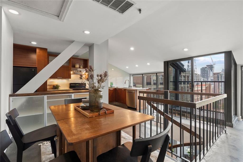 30 5th Street NE 1010