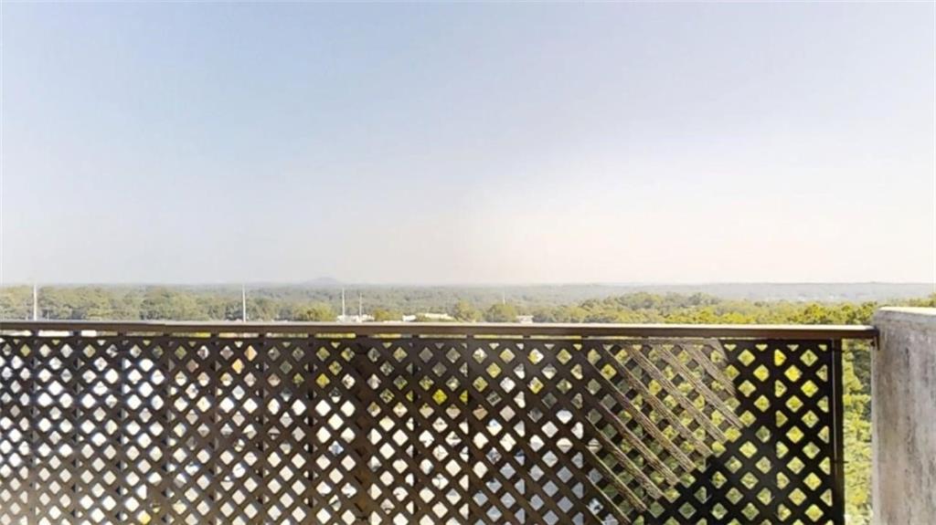 300 Johnson Ferry Road NE B805