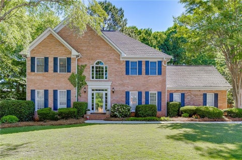 Homes For Sale - 1484 Bellflower Court<br/> Lilburn, GA 30047