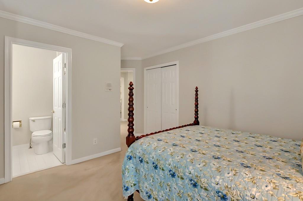 2250 Edgemere Lake Circle, Marietta, Georgia image 28