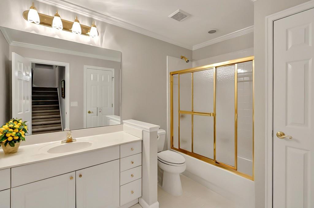 2250 Edgemere Lake Circle, Marietta, Georgia image 34