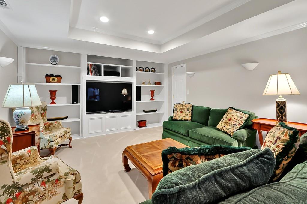 2250 Edgemere Lake Circle, Marietta, Georgia image 33