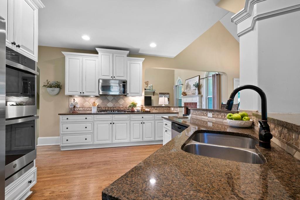 7251 Bluewater Lane, Douglasville, Georgia image 18