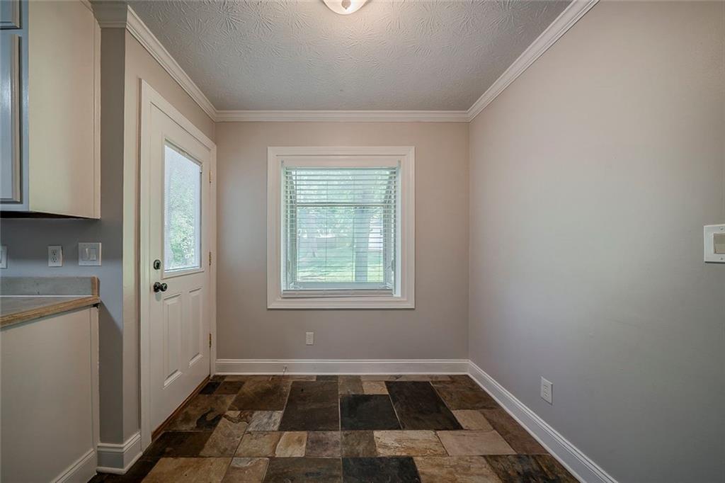 228 Amour Way, Lilburn, Georgia image 6
