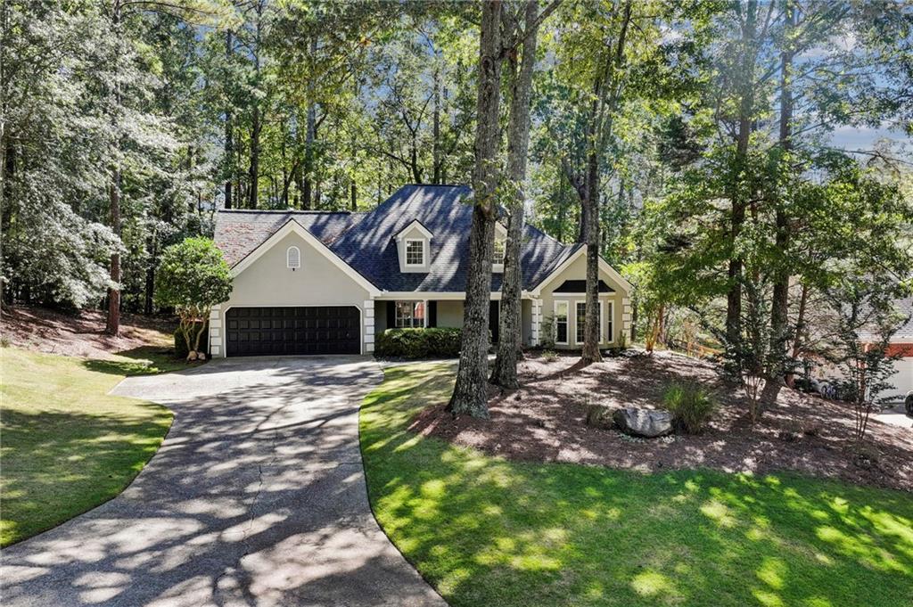 2710 Lakewind Court