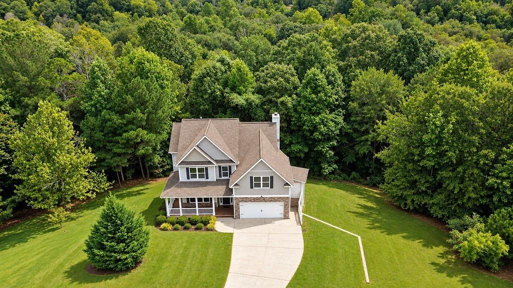 6 Creekside Bluff