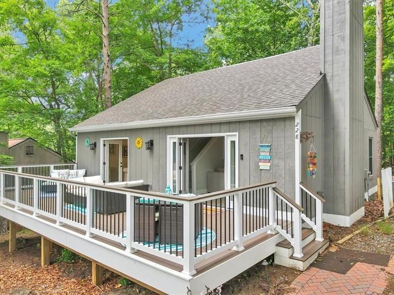 228 Narrows Drive, Waleska, Georgia image 1
