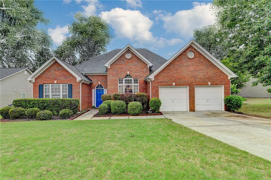 4512 Evan Court, Hoschton, Georgia image 1