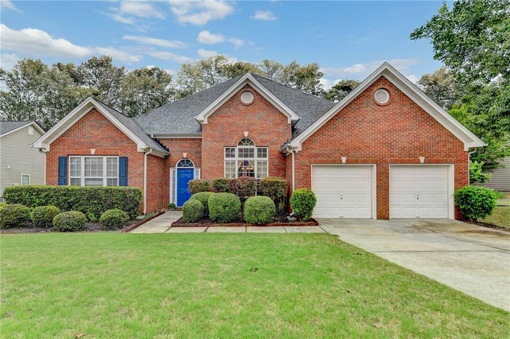 4512 Evan Court, Hoschton, Georgia image 2