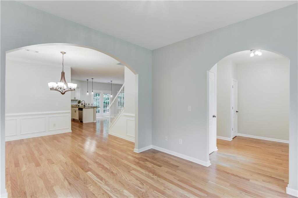 2725 Sedgeview Way, Buford, Georgia image 8