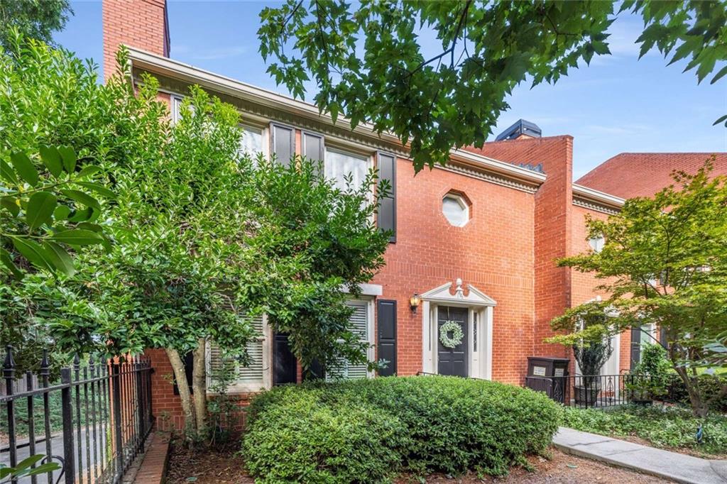 Defoors Mill - Residential