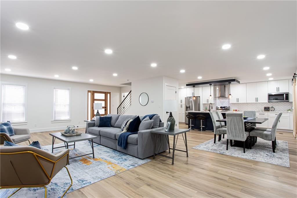 2867 Holly Oaks Drive