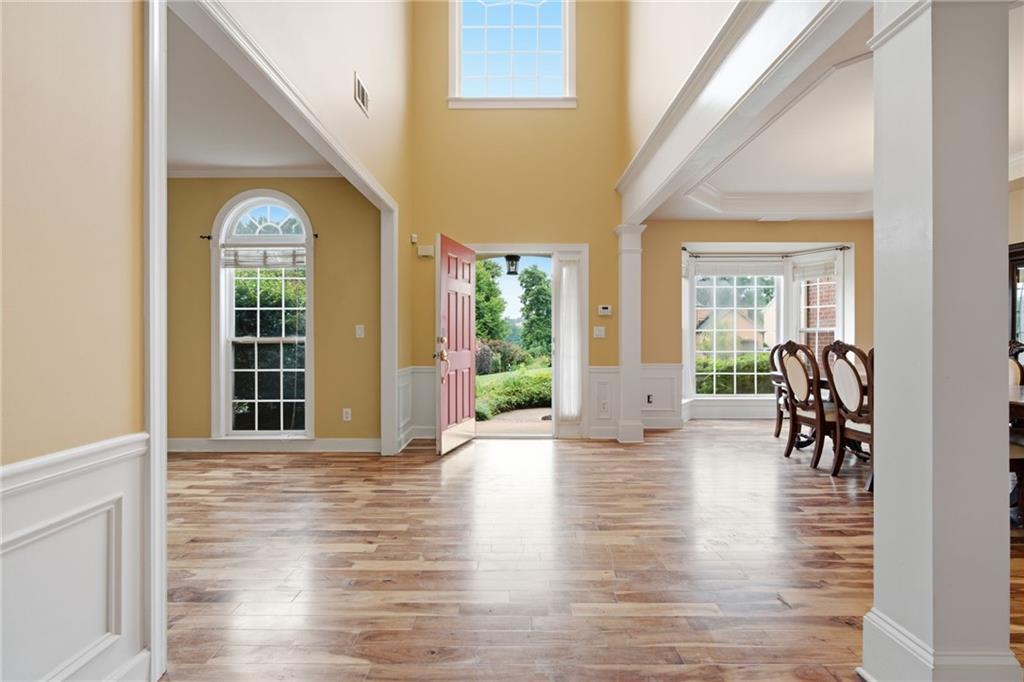 1125 Mountclaire Drive