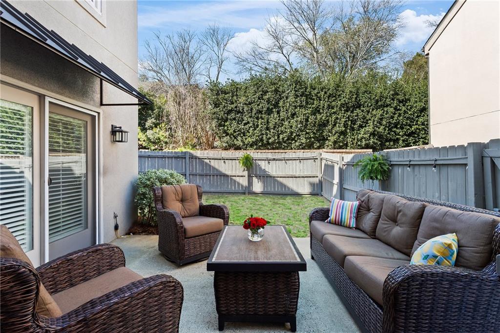 2914 Lenox Road NE 18