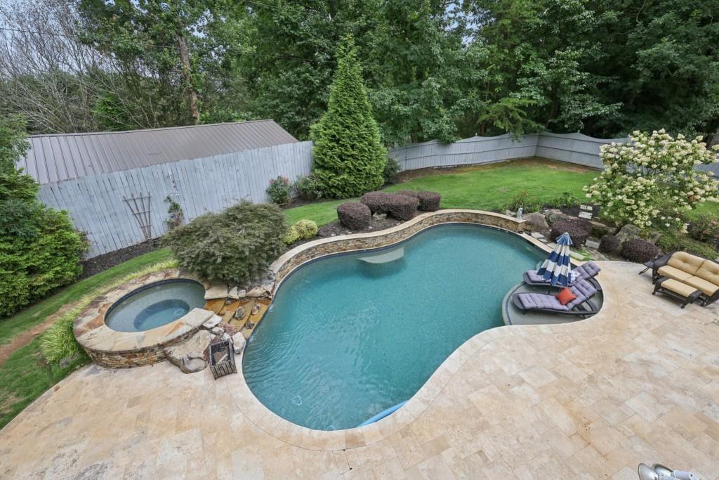 2930 Heatherstone