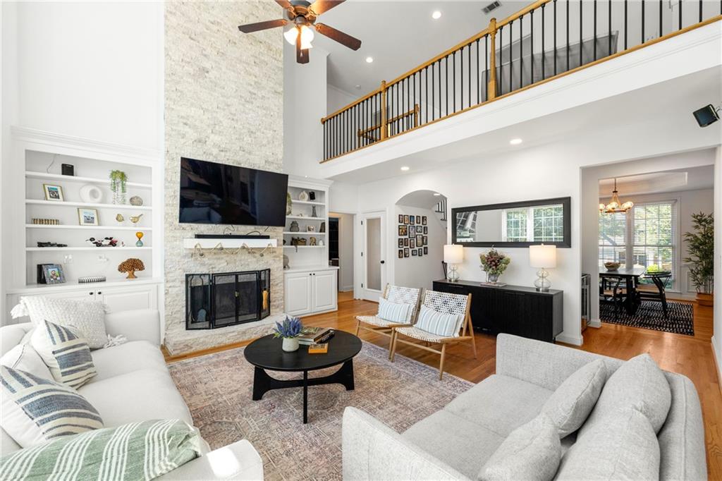 12579 Huntington Trace