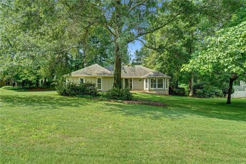 Homes For Sale - 3115 Country Lake Drive<br/> Powder Springs, GA 30127