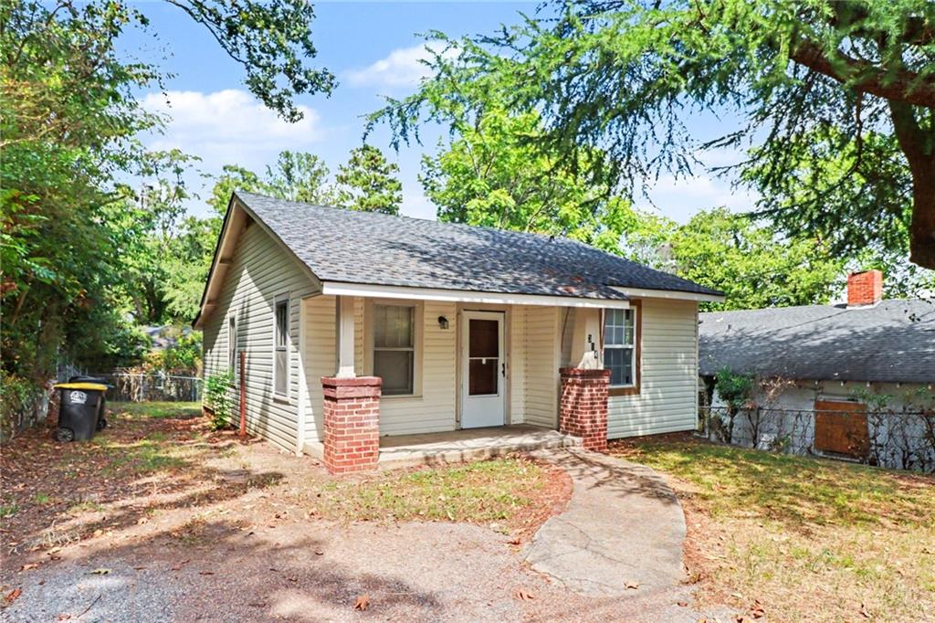 304 West Callahan Street