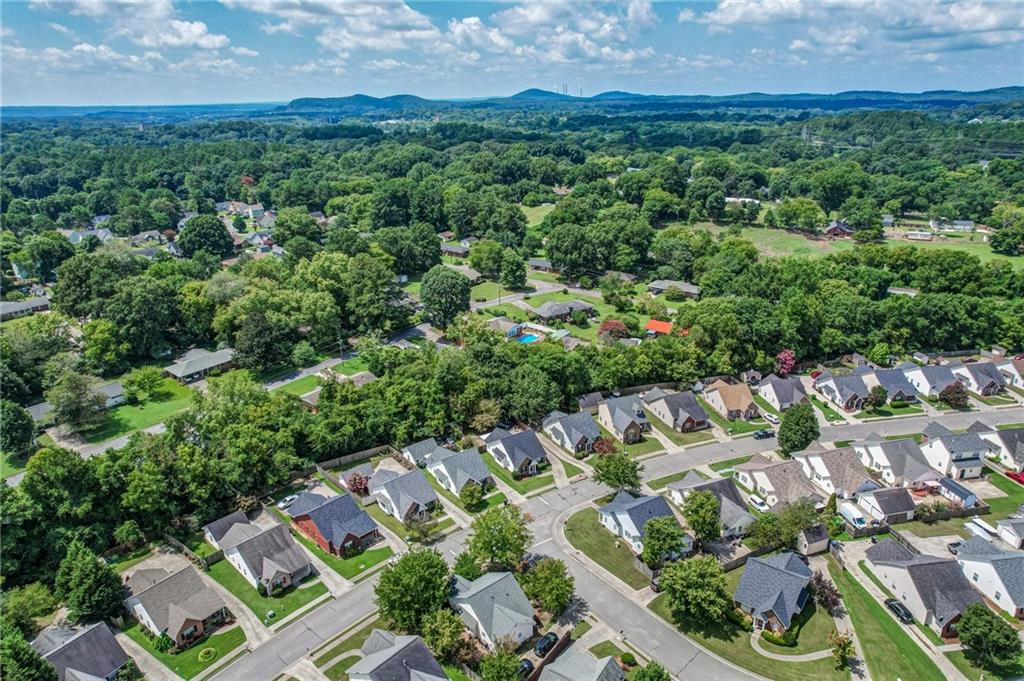 Photo 1 of 22 — 52 Pointe North Drive, Cartersville, GA 30120
