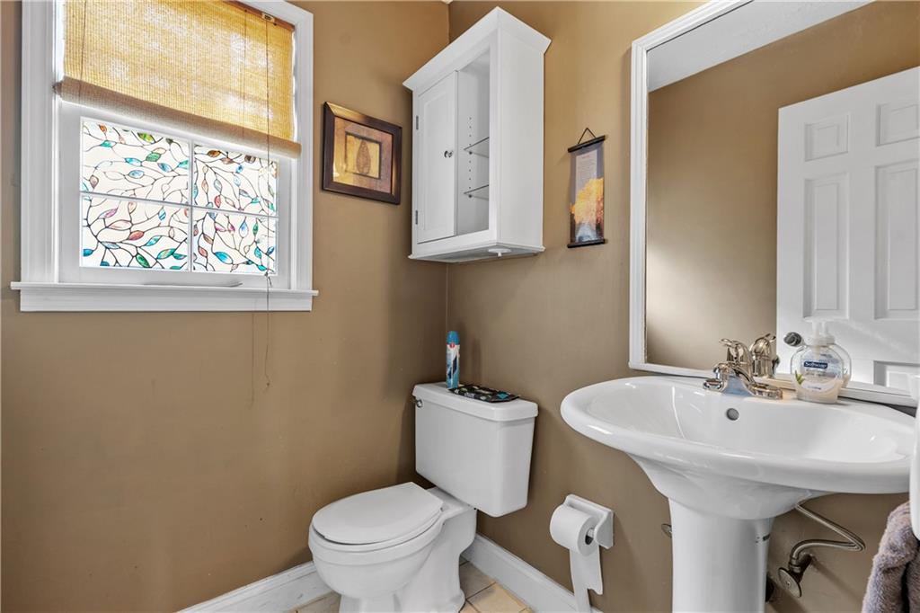 1751 Pierce Arrow Parkway