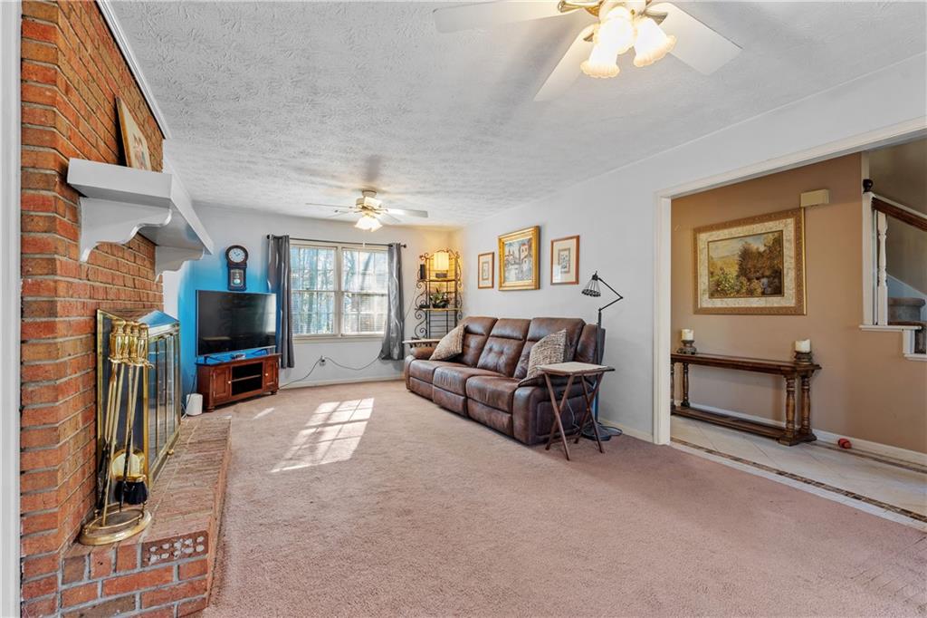 1751 Pierce Arrow Parkway