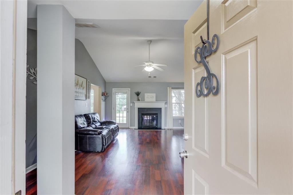 1092 Ridgeway Road