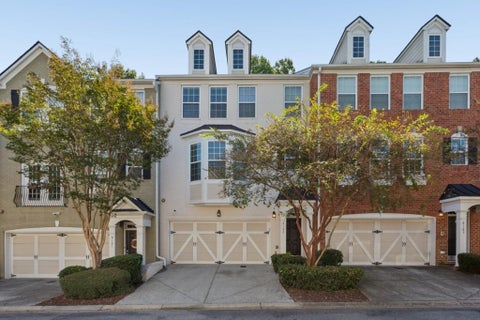 Townhouse For Sale - 6183 Indian Wood Circle<br/> Cobb County, Mableton, GA 30126