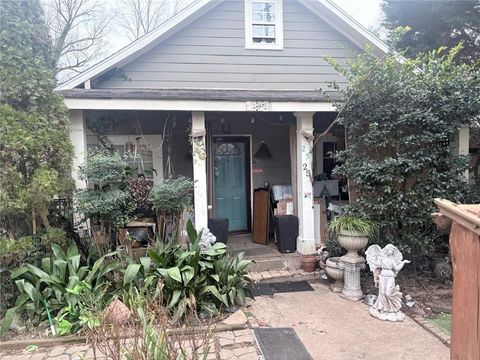Photo of 251 Farrington Avenue SE, Atlanta, GA 30315 (MLS # 7729289)
