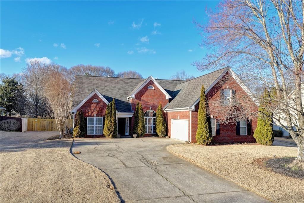 8415 Meadowgrove Lane