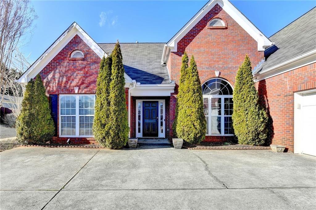 8415 Meadowgrove Lane