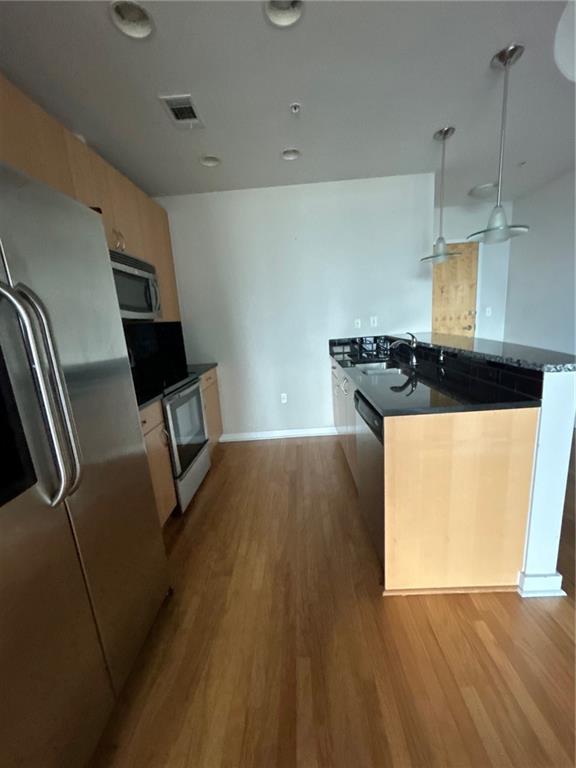 400 W Peachtree Street NW 1712