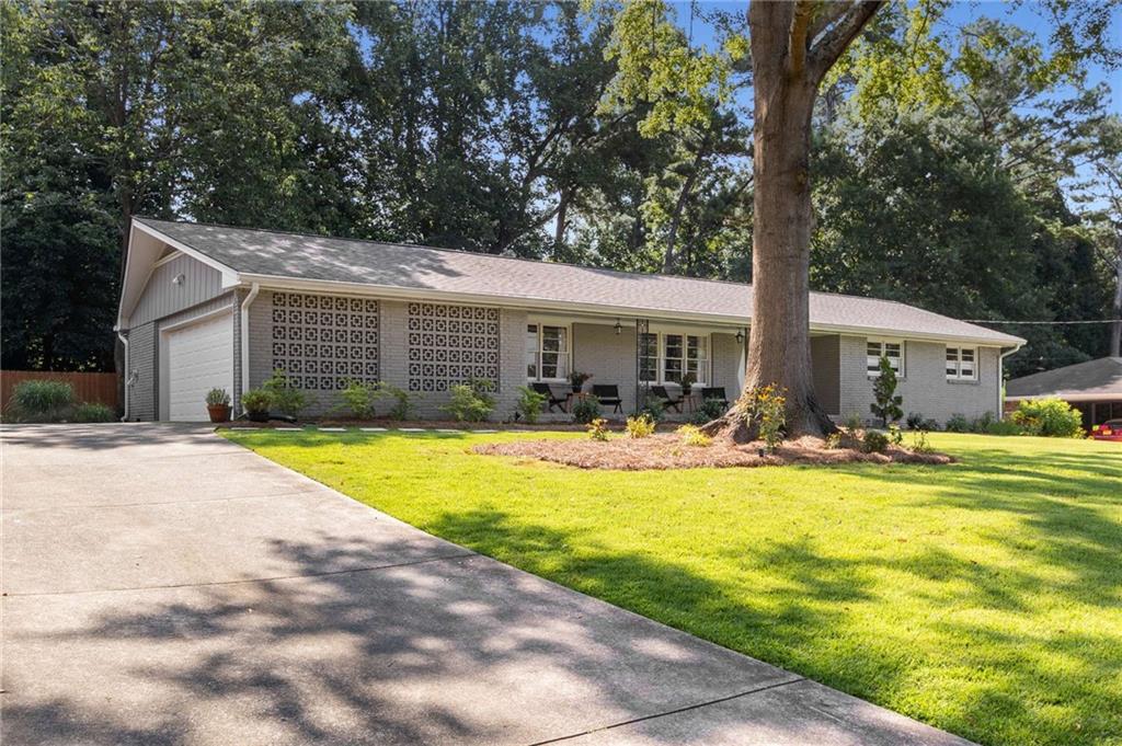 2961 Greenrock Trail