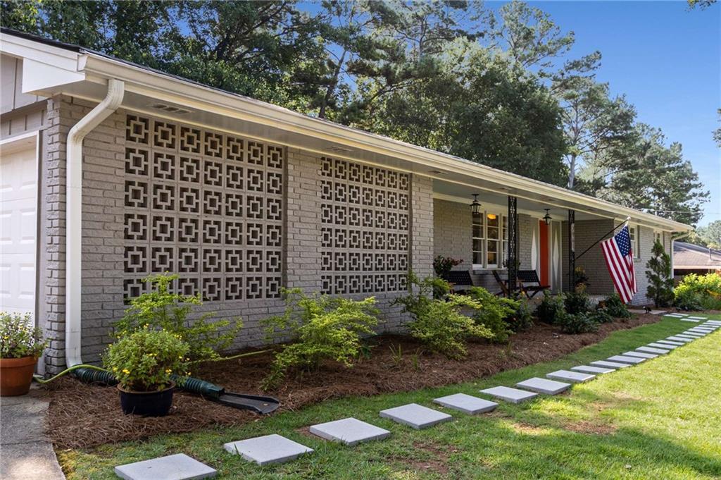 2961 Greenrock Trail