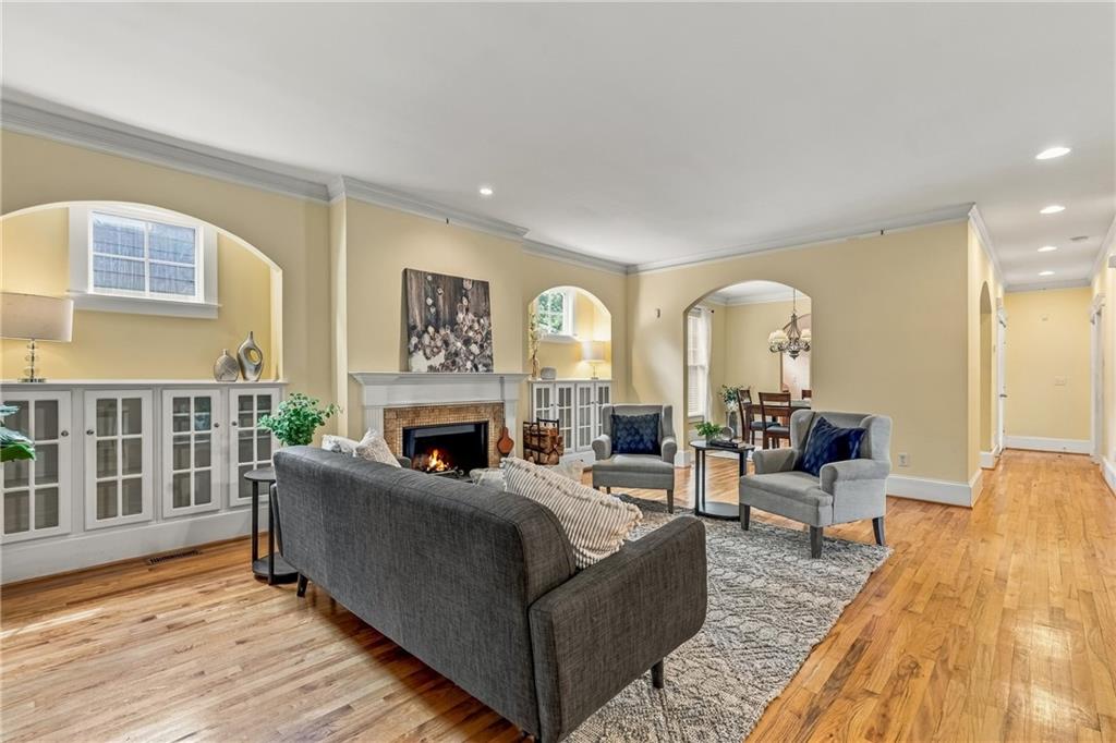 229 Spence Avenue SE