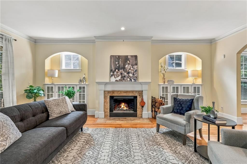 229 Spence Avenue SE